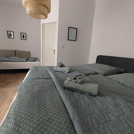 Guesthouse - Weeze Rooms Екстериор снимка