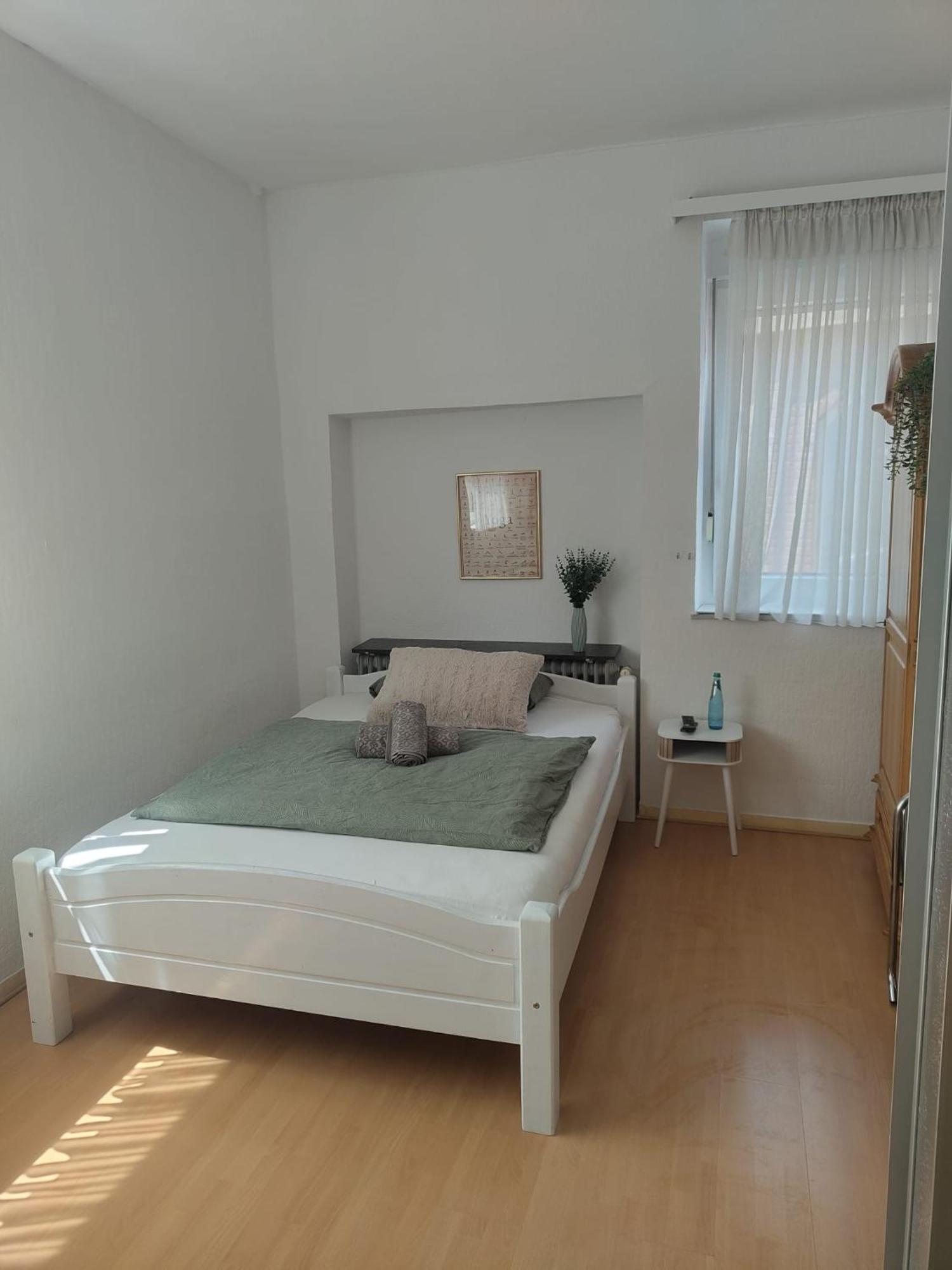 Guesthouse - Weeze Rooms Екстериор снимка