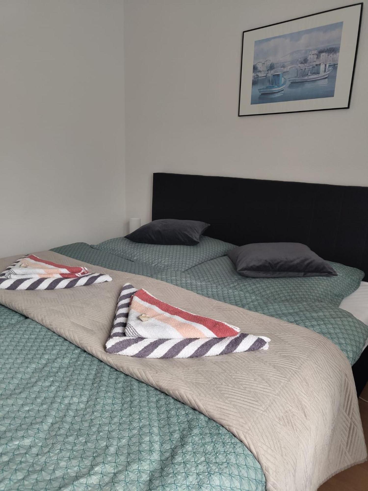 Guesthouse - Weeze Rooms Екстериор снимка